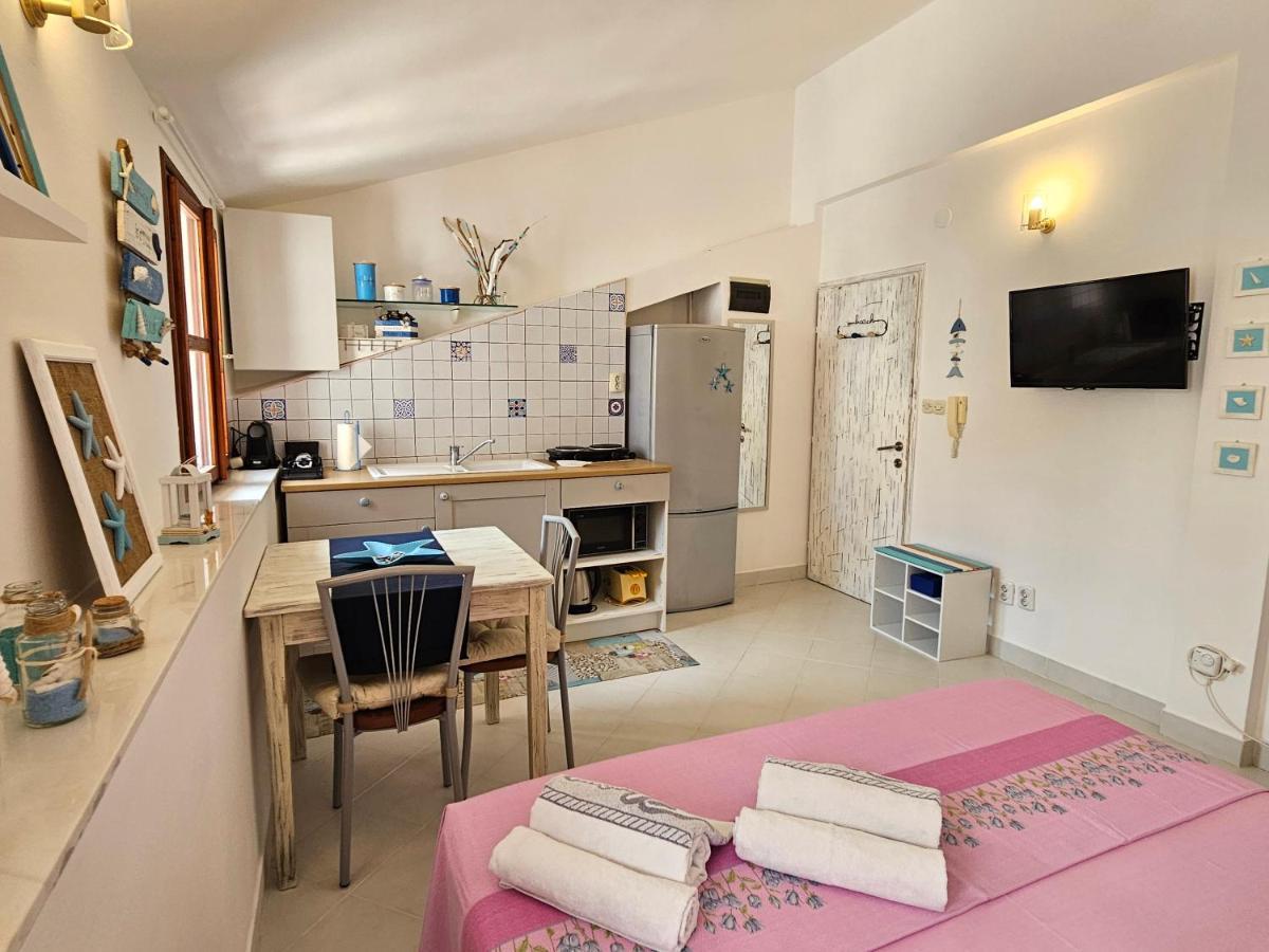 Studio Mare Fuori With Terrace Rovinj Exterior foto